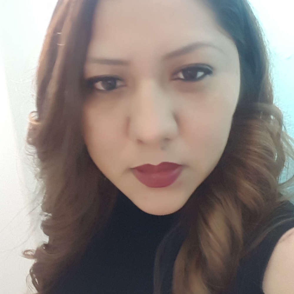 Meet your Posher, Candy